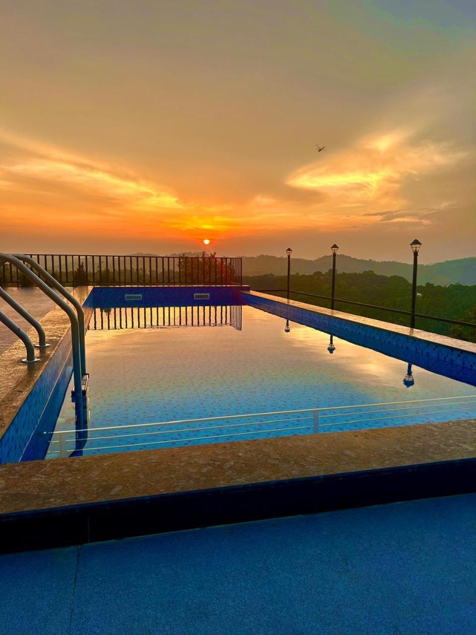 Paadi Holidays Ramakkalmedu อีดุกกี ภายนอก รูปภาพ
